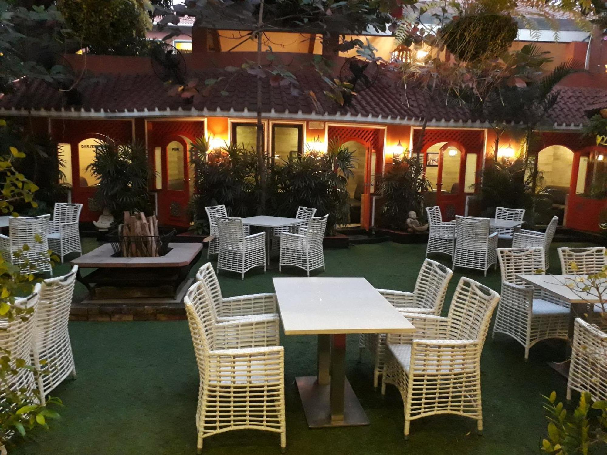 Mayfair Rourkela Kültér fotó